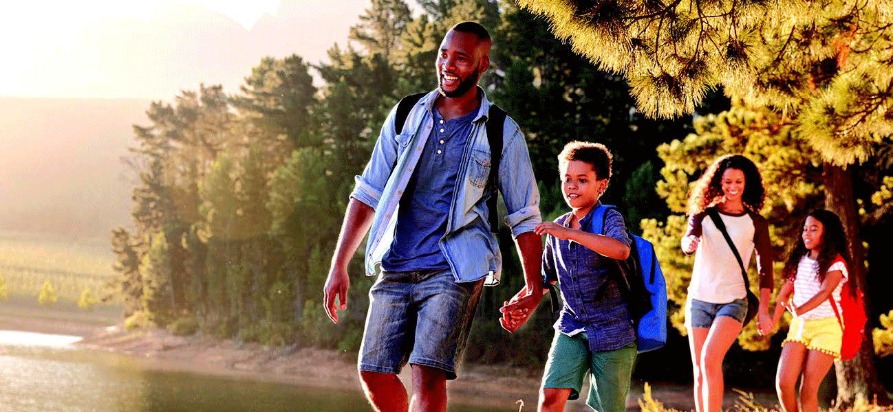 LiveSmart: The Beach, the Playground, the Trail – Pack a First Aid Kit!